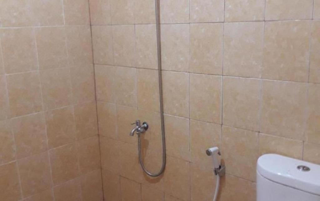 מלון סוראבאיה Graha Teras Syariah מראה חיצוני תמונה
